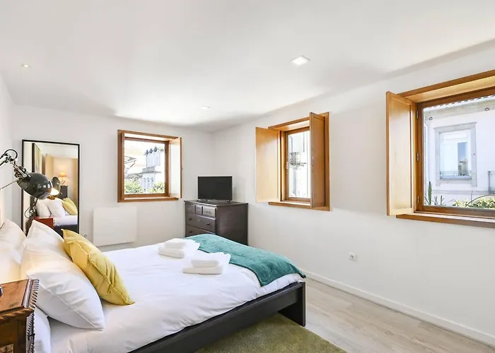 Familiar No Centro Historico - Afonso Henriques *